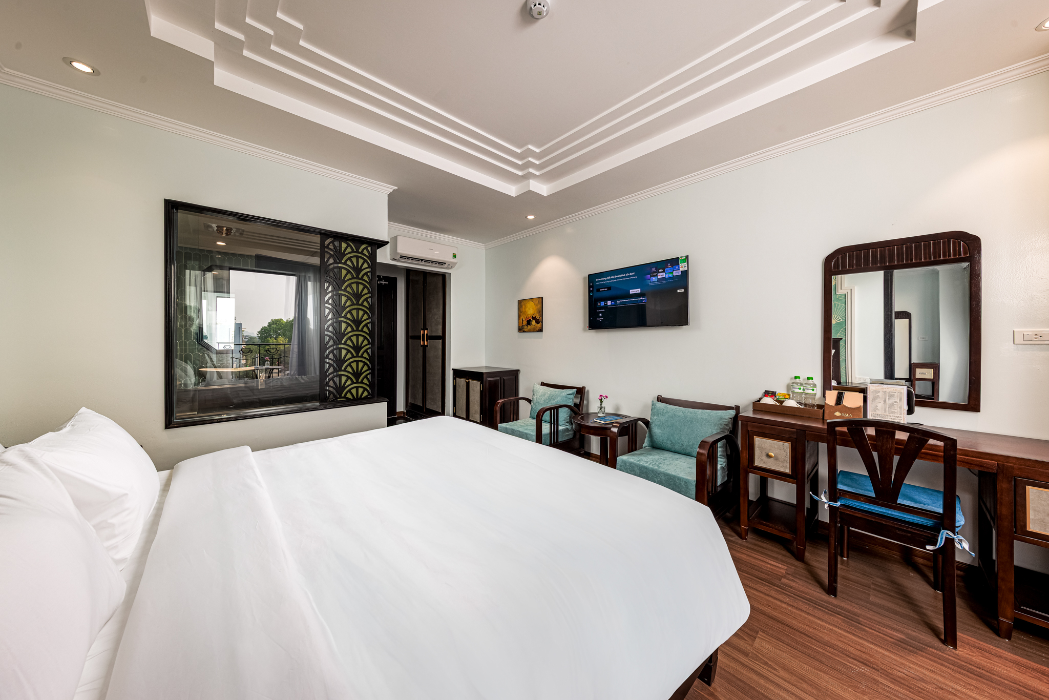 Luxury Double with Balcony & Bath tub – 28m2